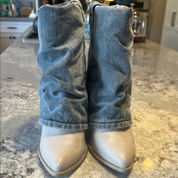 Steve Madden MADDEN Denim Blue and White Boots Ankle Booties Size 7 - Picture 3 of 11